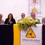 Comemoração dos 25 anos do curso de Arquivologia da UFSM, em 2002 (Arquivo do Curso de Arquivologia/UFSM)